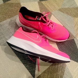 Brand New Nike Trainers Size 6Y (women’s 8)